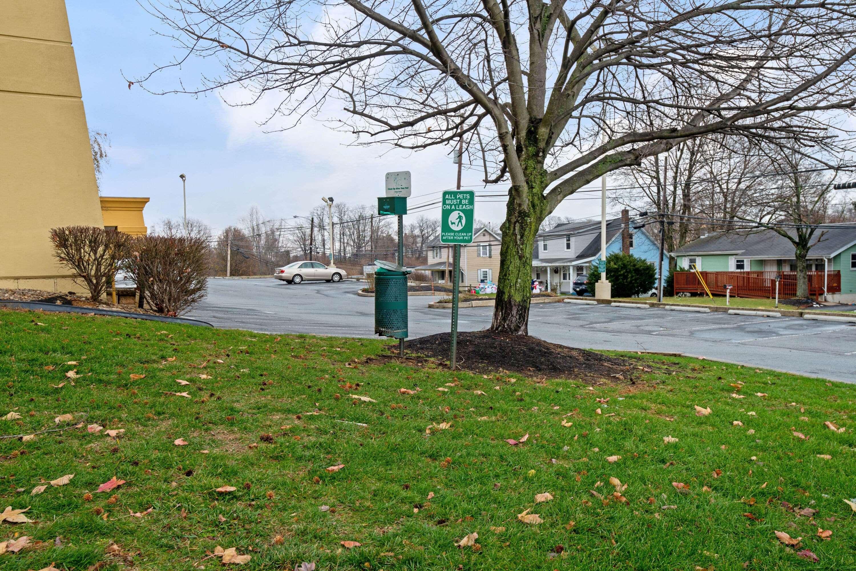 La Quinta By Wyndham Harrisburg Airport Hershey Exterior photo